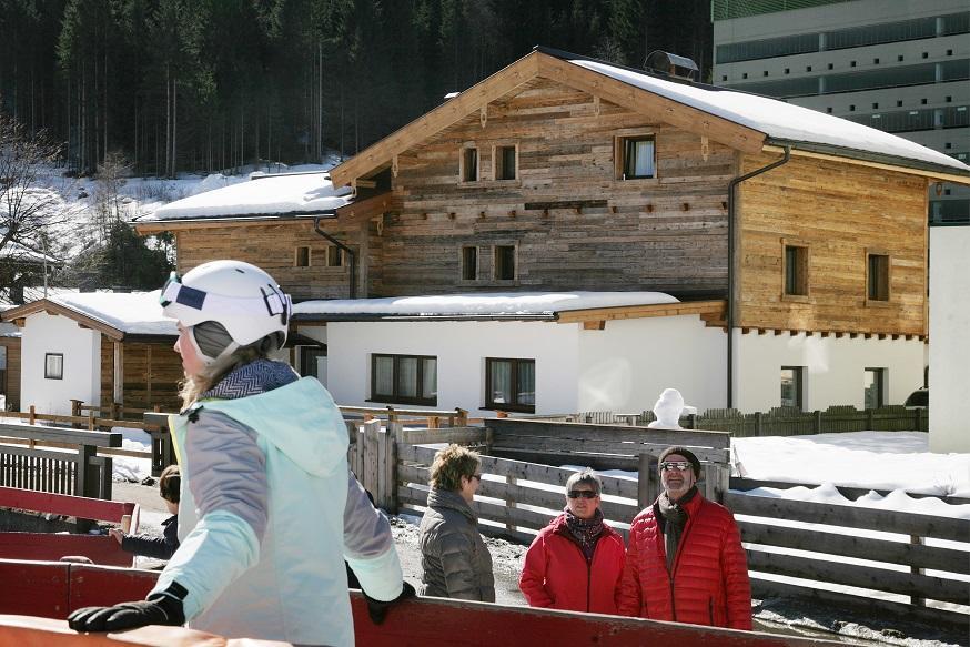 Intown Apartment Schmiede Saalbach-Hinterglemm Exterior photo